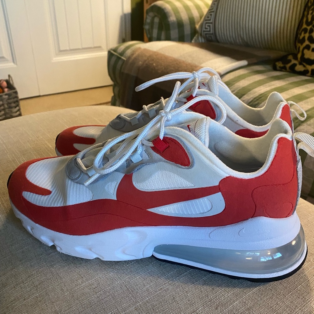 Nike Air React 270 -  Red and white - Size 10